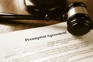 How to Bring Up a Prenup and Negotiate with Your Fiance/Fiancee